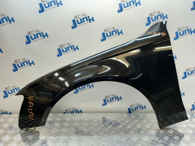VAG 8K0821105J Крыло переднее левое в наличии Черновцы