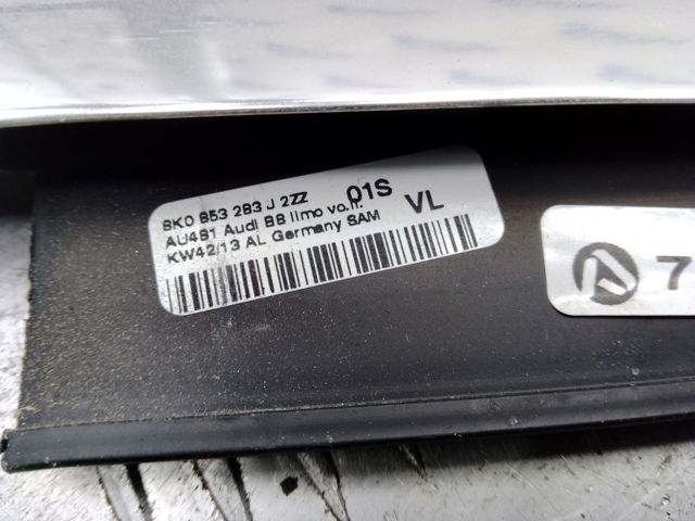 Молдинг опускного стекла двери передней, левой 8K0853283J2ZZ VAG