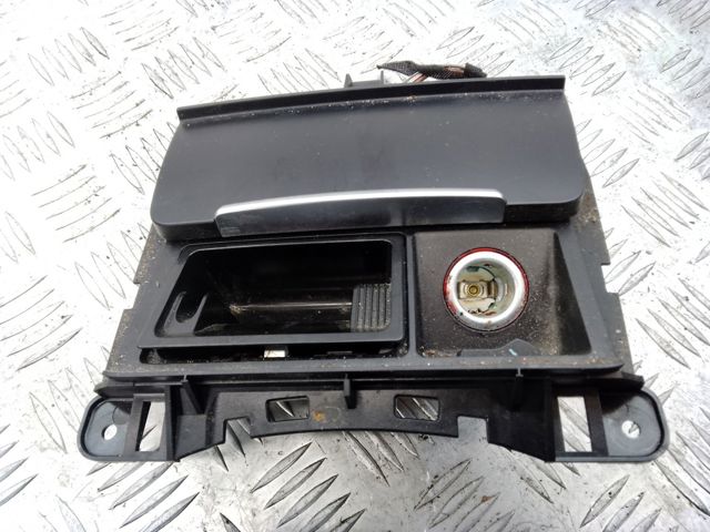 8K0857951CV10 VAG Пепельница купить в Хмельницкий