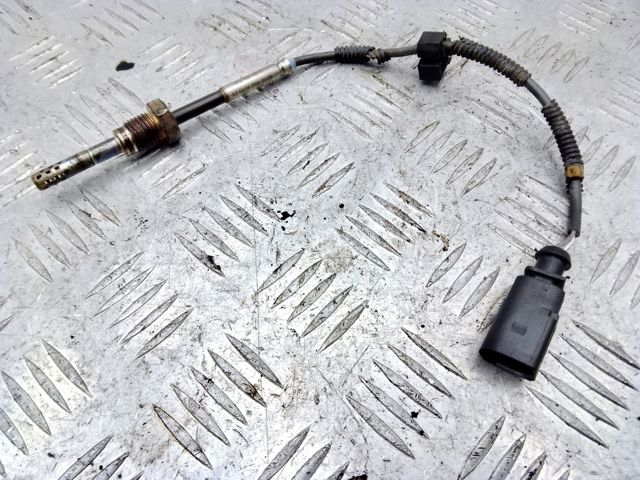 Датчик температуры выхлопных газов после сажевого фильтра 8K0906088B VAG