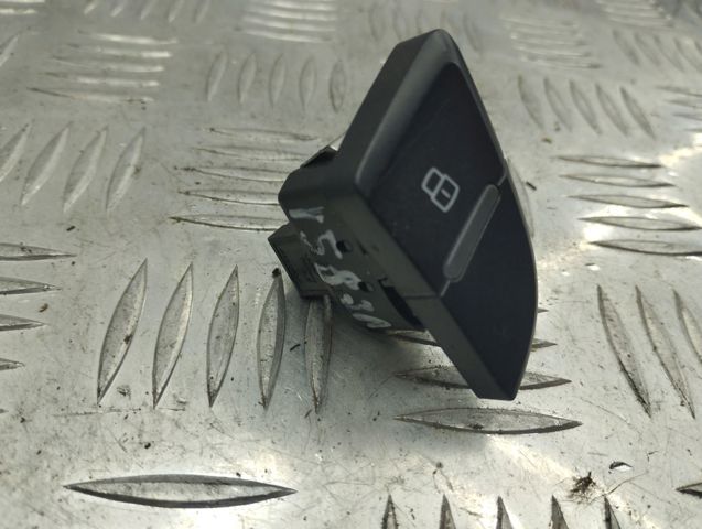 VAG 8K0962107AV10 Выключатель центрального замка в наличии Днепр