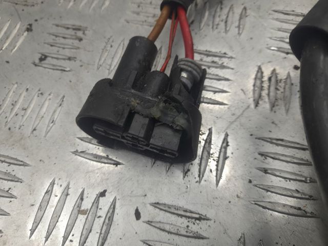 Кабель стартера 8K0971228BB VAG