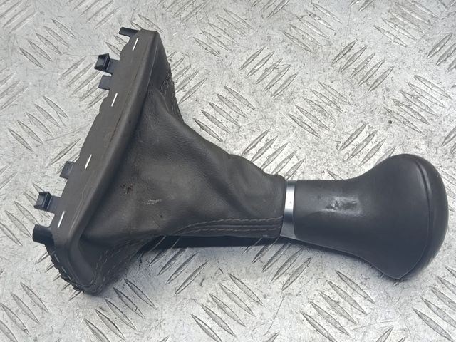 8K1713139RIBK VAG Ручка КПП купить в Каменское