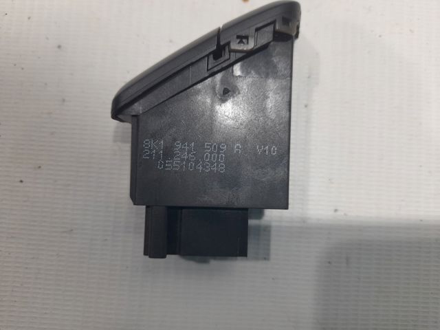 Кнопка аварийной сигнализации 8K1941509A VAG