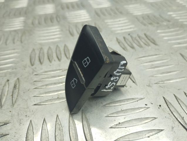 8K2962108AV10 Выключатель центрального замка купить Киев