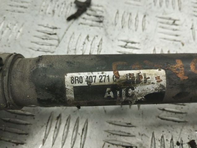 VAG 8R0407271C Полуось (привод) передняя в наличии Одесса