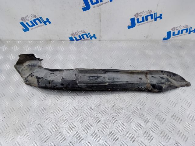 8R0821112C VAG Уплотнитель крыла купить в Кривой Рог