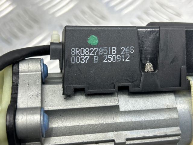 VAG 8R0827851B Амортизатор багажника в наличии Харьков