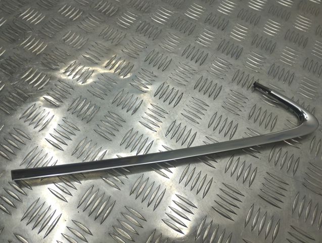 8R0853345A2ZZ VAG Молдинг стекла заднего левый купить в Житомир