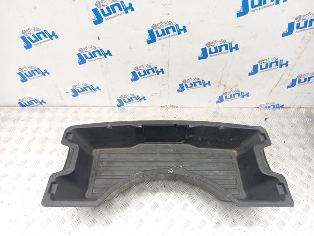 VAG 8R0864106D в наличии Киев