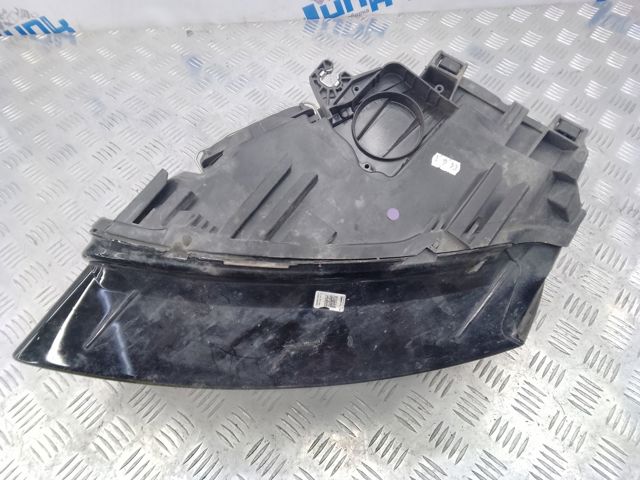 8R0941006E VAG Фара правая купить в Киев