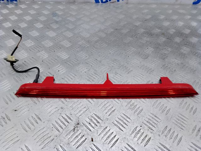 8R0945097 Задний стоп купить Запорожье