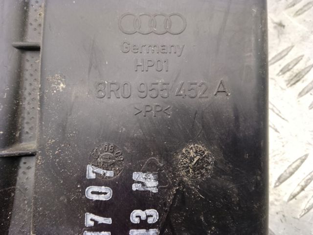 8R0955452A Горловина бачка омывателя купить Винница