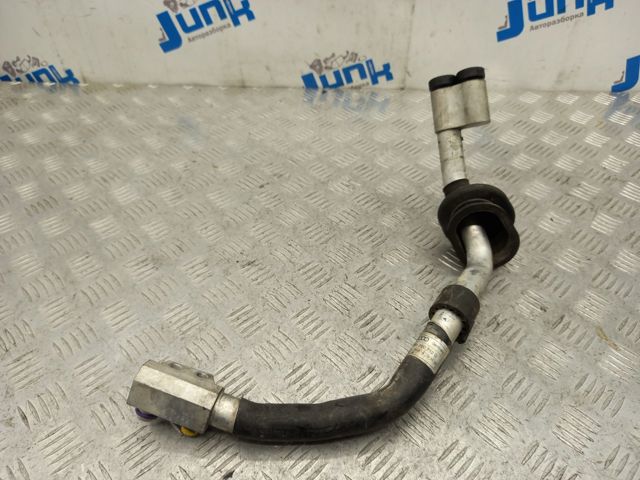 Трубопроводы 8R1260712D PORSCHE