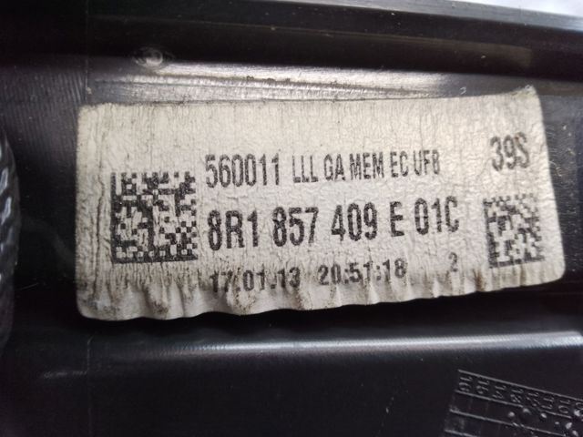 VAG 8R1857409E01C Зеркало заднего вида левое в наличии Киев