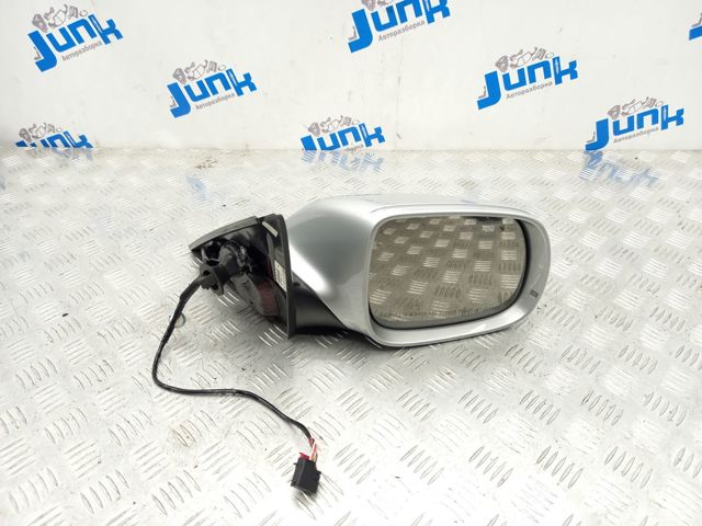 8R1857410J01C VAG Правое зеркало купить в Ужгород