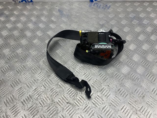 VAG 8R1857706KV04 Ремень безопасности передний правый в наличии Киев