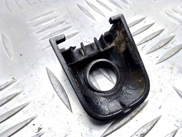Крышка ручки наружной двери передней левой 8T0837879GRU VAG