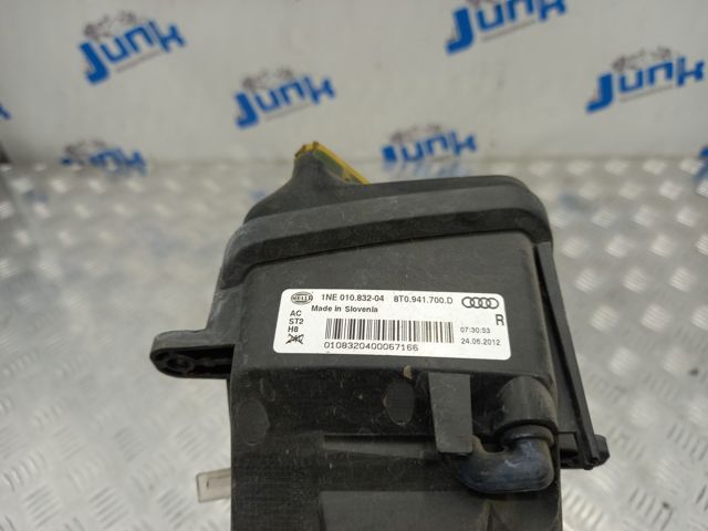 8T0941700D Фара противотуманная правая купить Ужгород