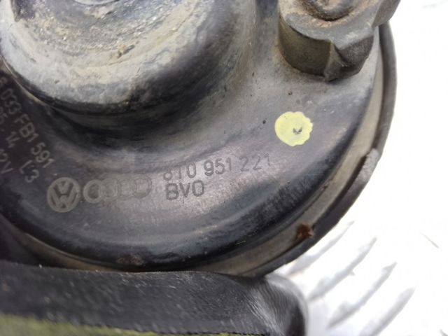 VAG 8T0951221 Звуковой сигнал в наличии Львов