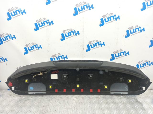 Спойлер крышки багажника 8U0827933FGRU VAG