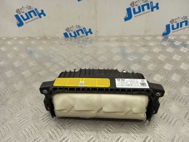 VAG 8U0880204C Подушка безопасности пассажира в наличии Ровно