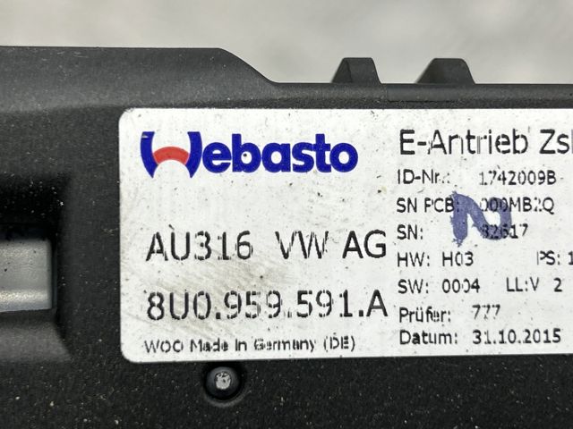 VAG 8U0959591A Мотор привода люка в наличии Николаев