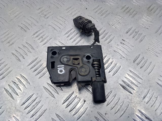 8V0823509 VAG Замок капота купить в Ужгород