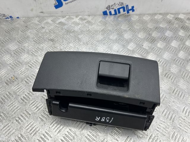 VAG 8V08815784PK в наличии Винница