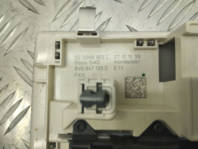 VAG 8V0947135CET1 в наличии Ужгород