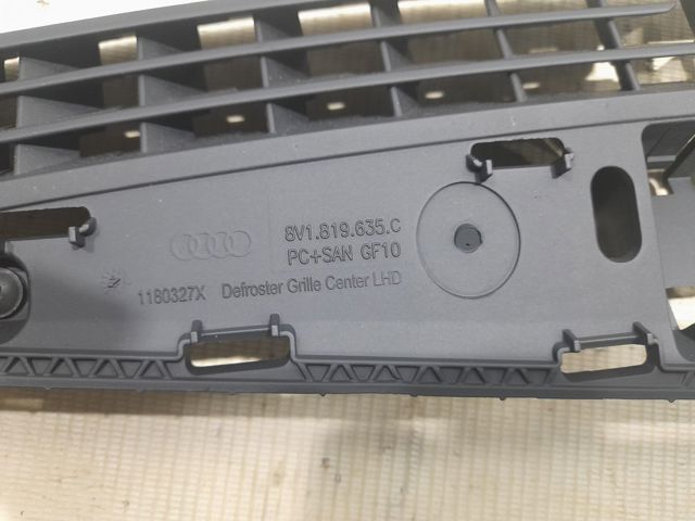 VAG 8V1819635C в наличии Ровно