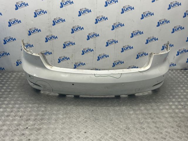 Задний бампер 8V5807067AGRU VAG
