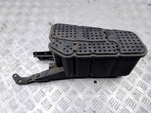 Абсорбер паров топлива 8W0201801F VAG