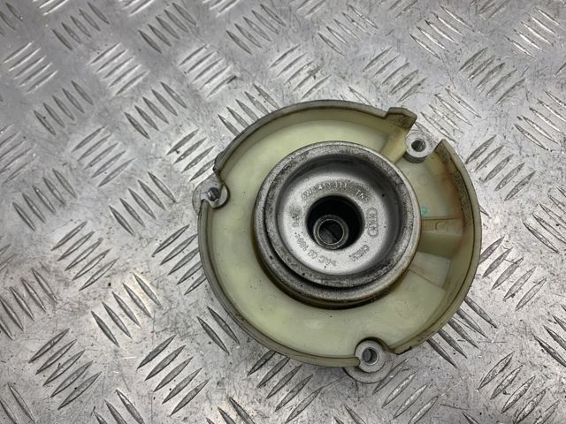 Подушка амортизатора переднего 8W0412377 VAG