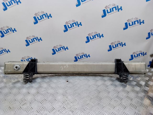 Усилитель переднего бампера  8W0807113 VAG