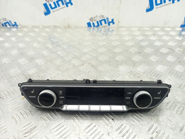 Блок управления печкой 8W0820043G VAG