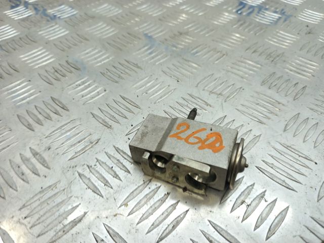8W0820679 VAG Клапан TRV кондиционера купить в Черкассы