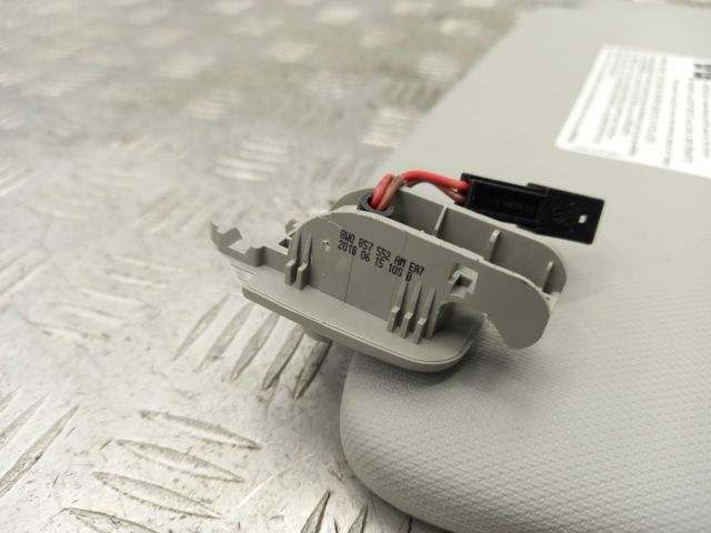 Козырек противосолнечный 8W0857552AMEA7 VAG