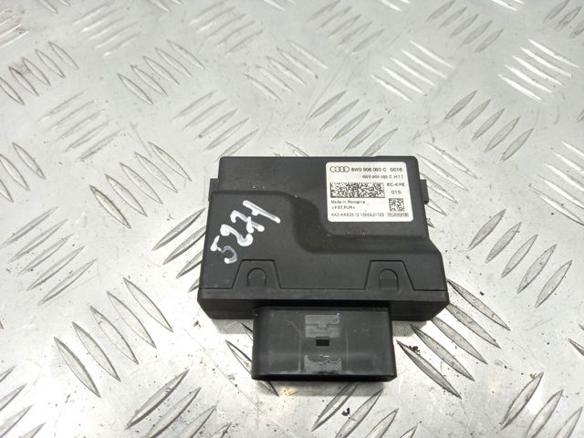 Модуль управления (ЭБУ) топливным насосом 8W0906093C VAG