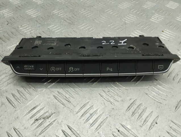 Блок кнопок центральной консоли 8W0925301BC5PR VAG