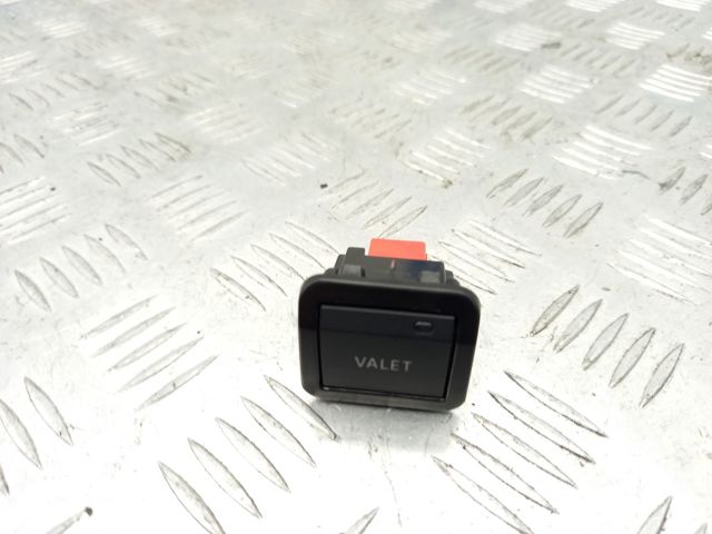 Кнопка включения парктроника 8W09415035PR VAG
