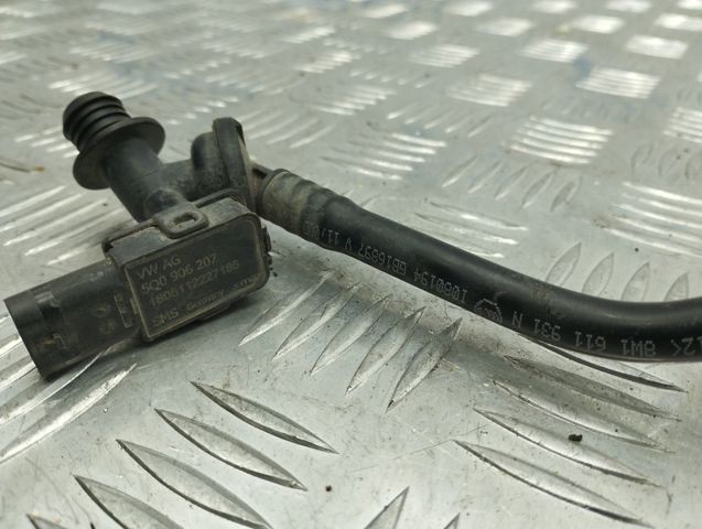 8W1611931N VAG Трубка вакуумного усилителя тормозов купить в Украина