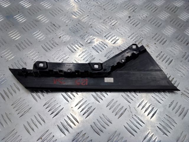 Накладка двери задней левой вертикальная 8W5839903A VAG