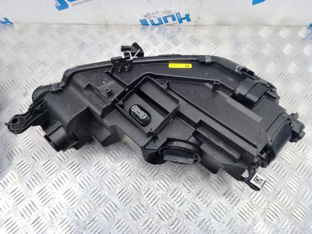 VAG 8W6941043E Фара левая в наличии Винница