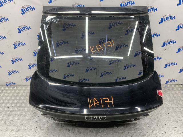 Задняя ляда 8W8827025C VAG