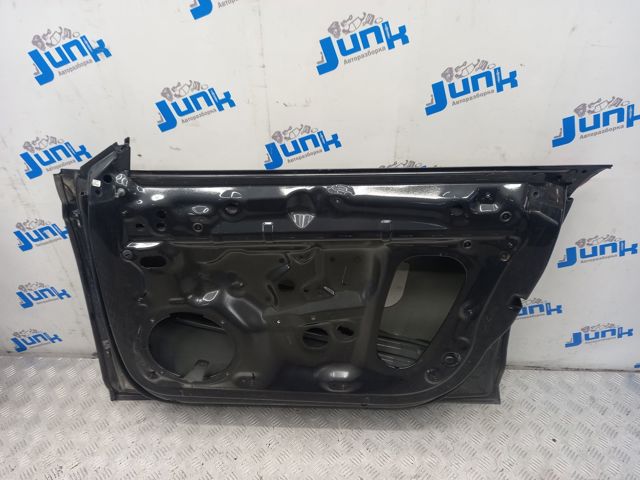 Пассажирская передняя дверь 8W8831052G VAG