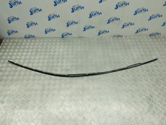 8W88537032ZZ Молдинг крыши левый купить Киев