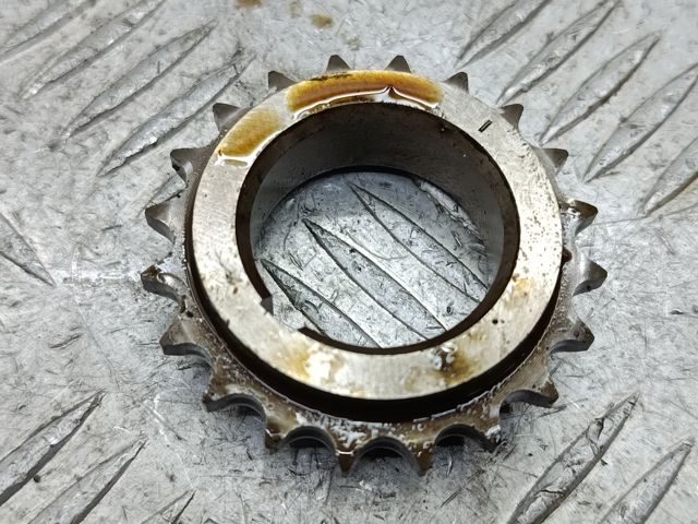 Звездочка привода коленвала двигателя 8W936A893EC LAND ROVER