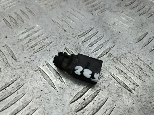 Датчик температуры воздуха 8Z0820535 VAG