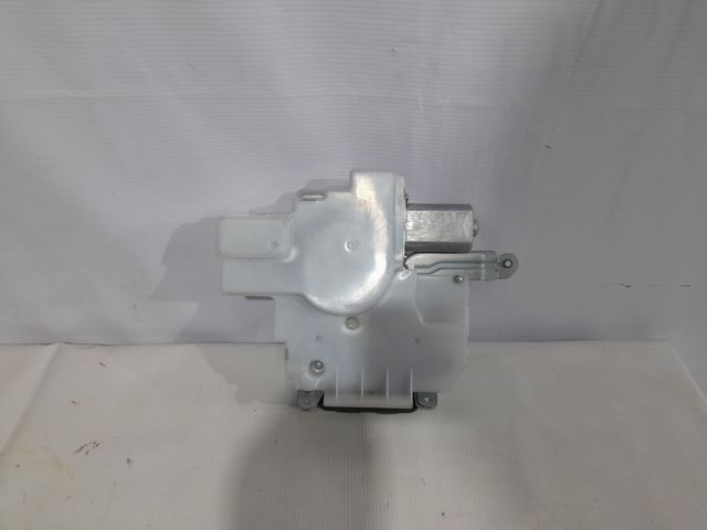 Замок двери багажника 905003JA1A NISSAN